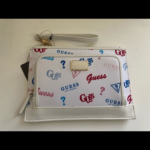 New GUESS Women’s White logo wristlet - Picture 1 of 6